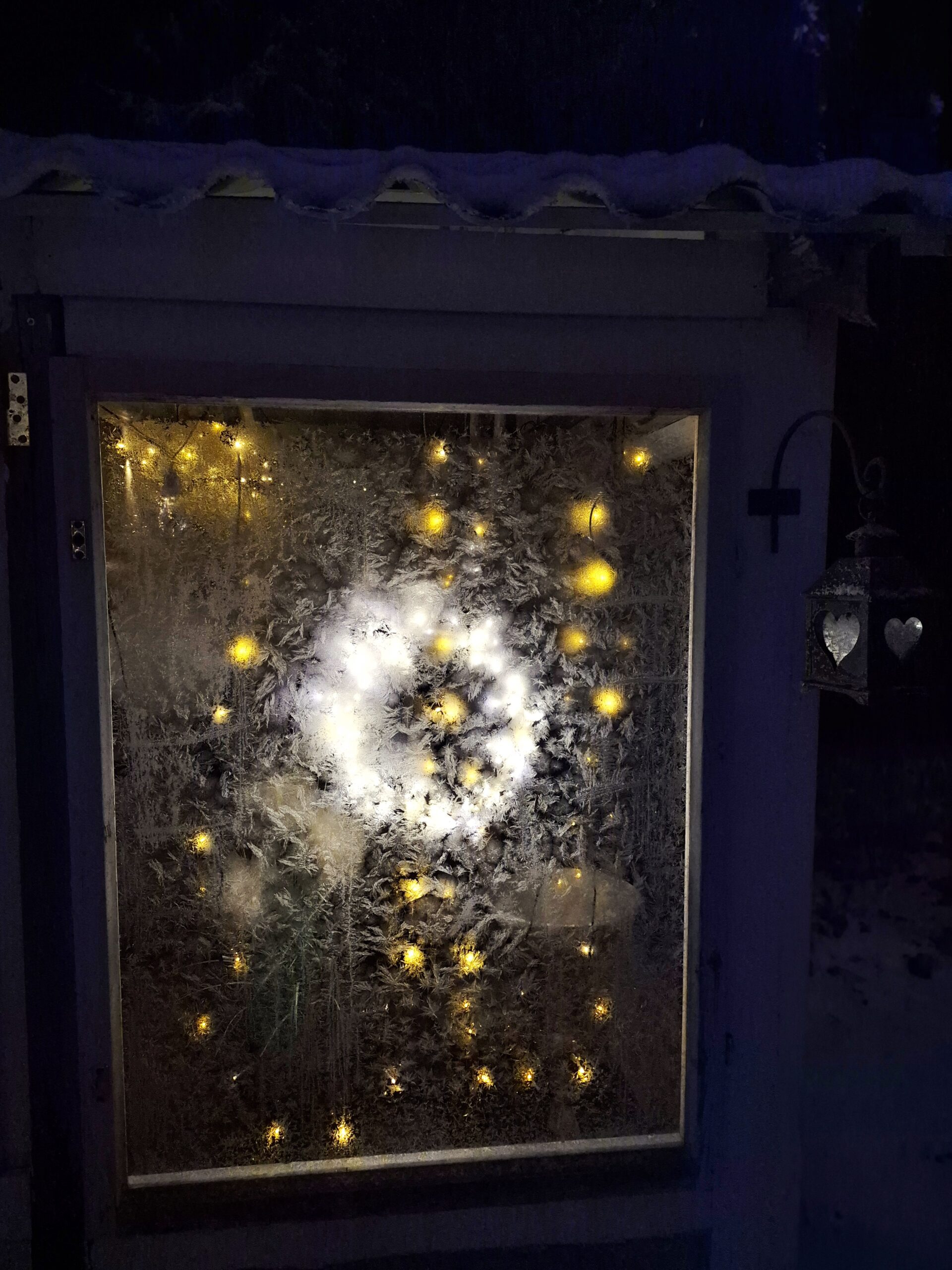 Ensimmäiset jouluvalot 